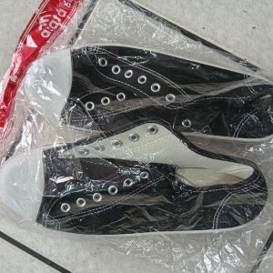 Shoes size 8